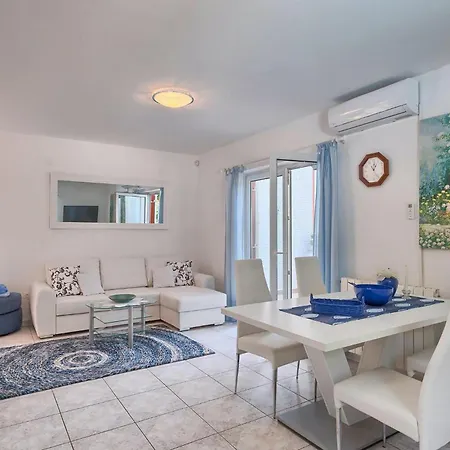 Holiday home Vallis Aurea Porec